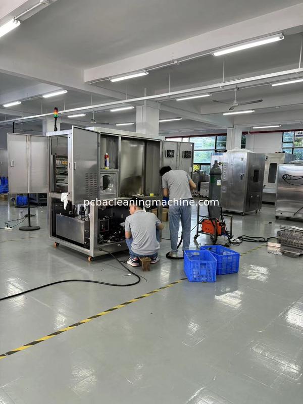 PCBA แบทช์ชนิดสเปรย์ล้างดีฟลักซ์เครื่อง 3 ท่อร่วมสเปรย์ 2 ชั้น PCBA ตะกร้า 1 ตู้ล้าง