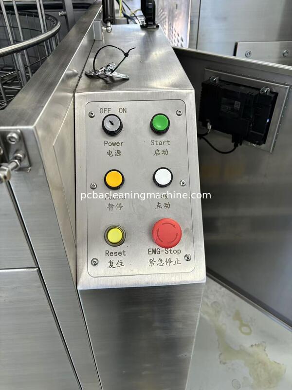 เครื่องล้างพาเลทแบบควบคุมอัตโนมัติ PLC พร้อมถังเก็บของเหลวขนาด 80 ลิตร และเวลาทำให้แห้ง 5 ถึง 15 นาที เหมาะสำหรับพาเลทหลากหลายประเภท