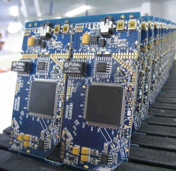 560 * 610 มม. เครื่องทำความสะอาดอัตโนมัติ Pcba ตะกร้าล้างสองชั้นพร้อมจำนวนและหลายรายการ